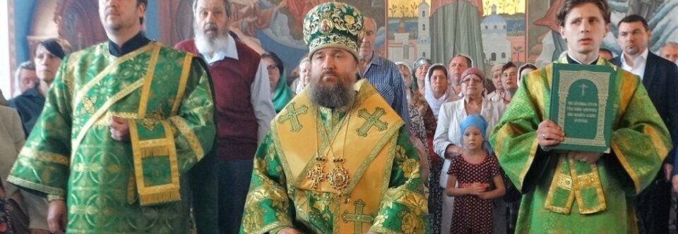 Митрополит Григорий совершил Литургию в день памяти блаженной Ксении Петербургской в станице Елизаветинской